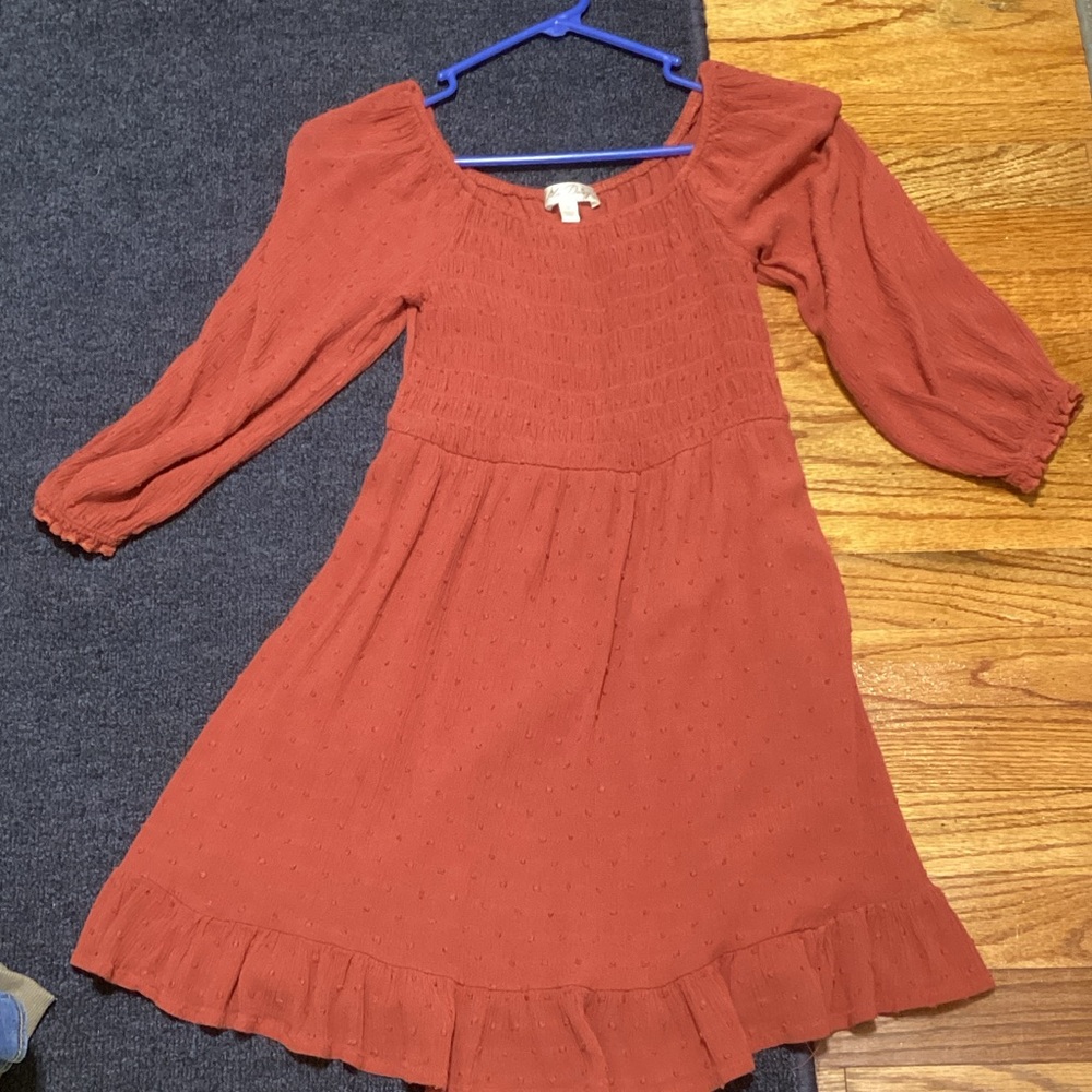 Elegant Rust Midi Dress
